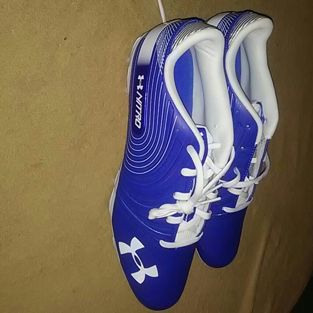 Football cleats